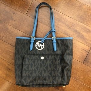 Michael Kors purse